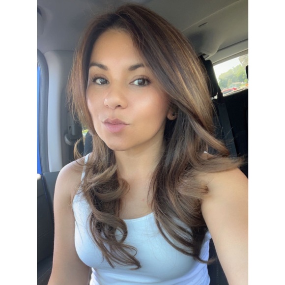 Meet your Posher, Elizabeth - Picture 1 of 1